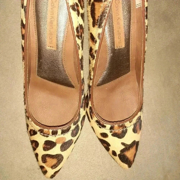 CALVIN KLEIN Jeans-Ryleigh-Leopard Calf Hair Print Pumps/Heels-Size 7-Near Mint - Picture 7 of 8